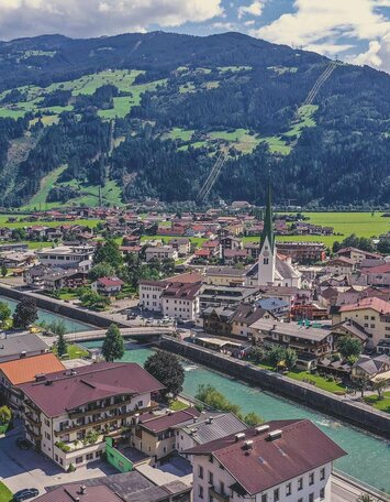 Blick auf Zell am Ziller