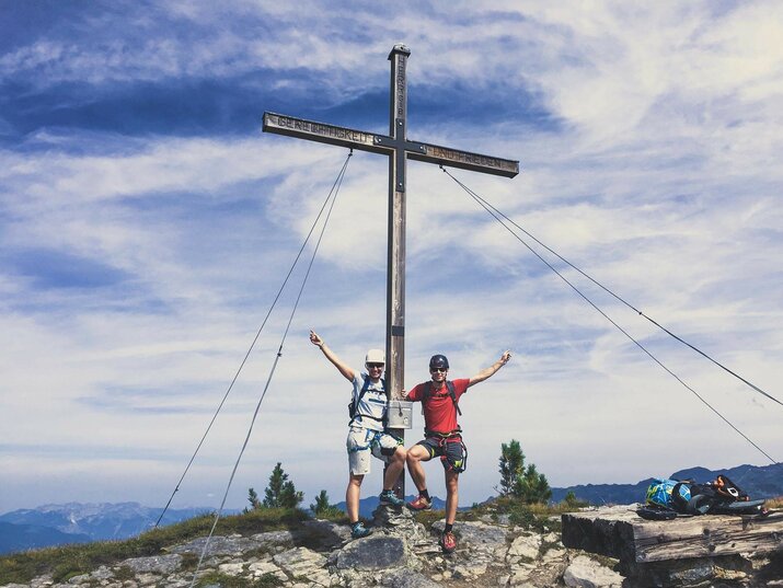 Gipfelkreuz am Klettersteig Gerlossteinwand Hainzenberg