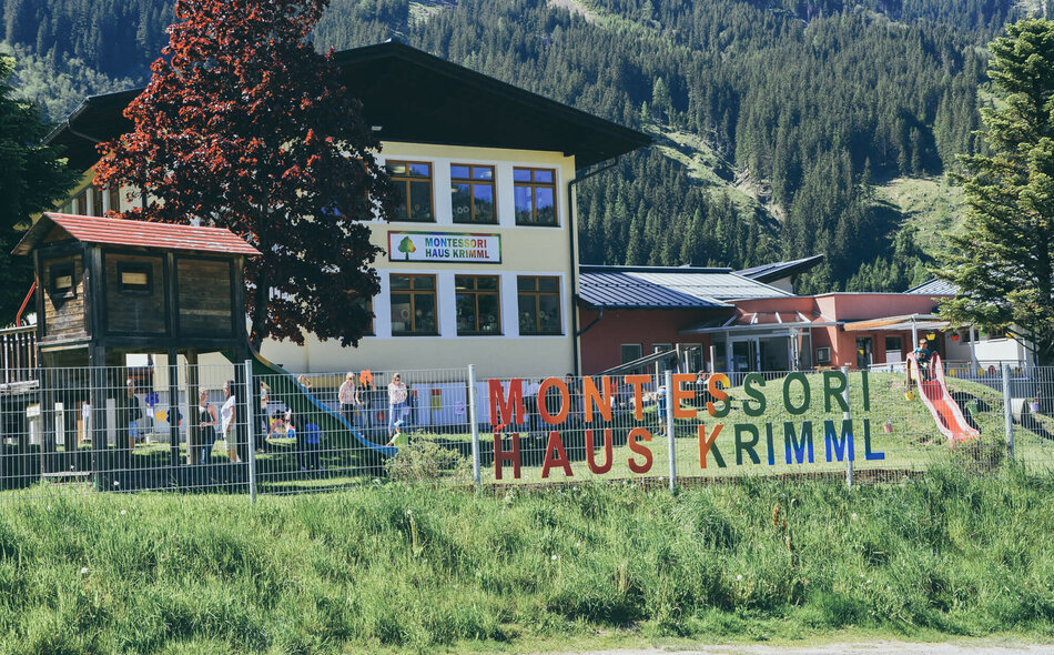 Blick auf das Montessori Haus Krimml