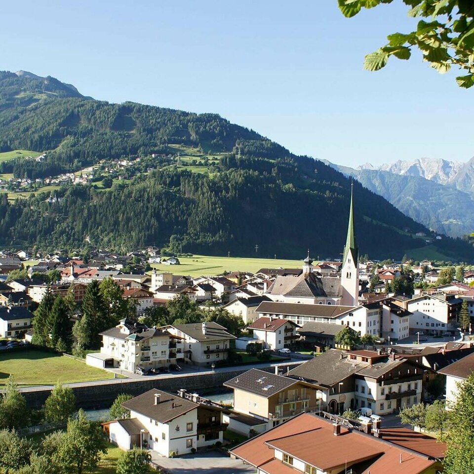 Blick auf die Gemeinde Zell am Ziller