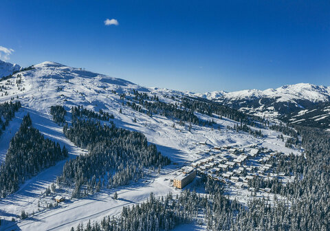Blick auf eine verschneite Landschaft