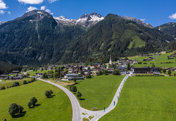 Ort Krimml im Sommer