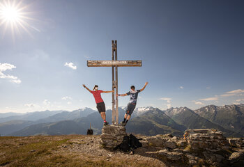 Wanderung Isskogel Gipfelkreuz