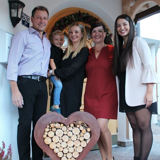 Familienfoto.jpg