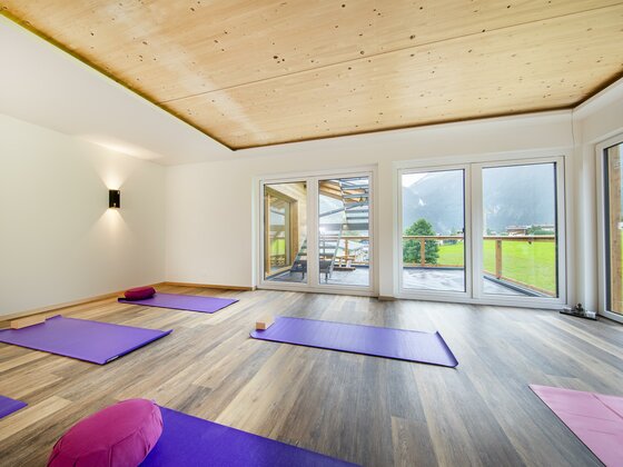 Yoga für Kinder im Hotel Post