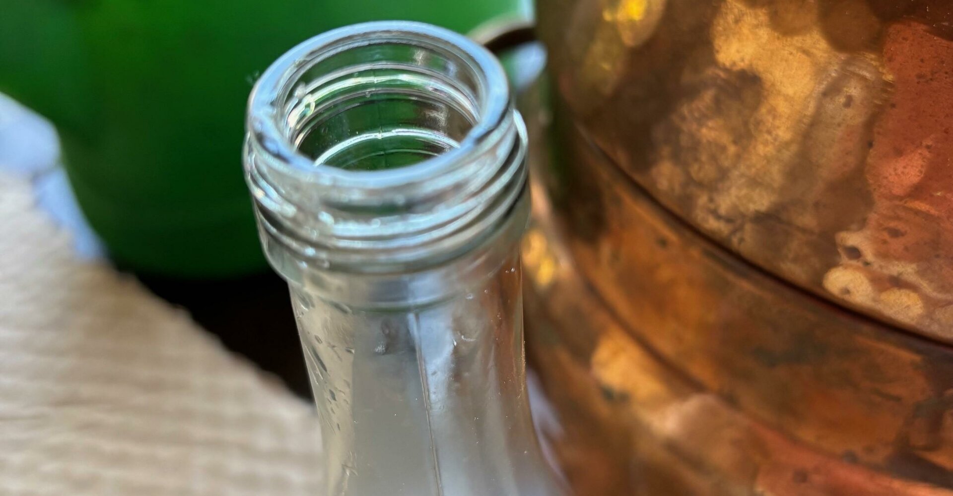 Pflanzen-Hydrolat.jpg
