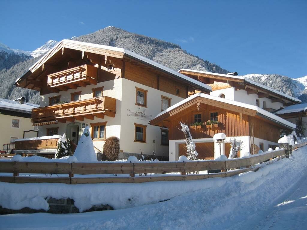 Haus-Maria-Winter.jpg