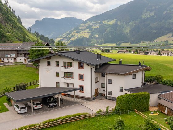 Alpenzeit Zillertal Apartments