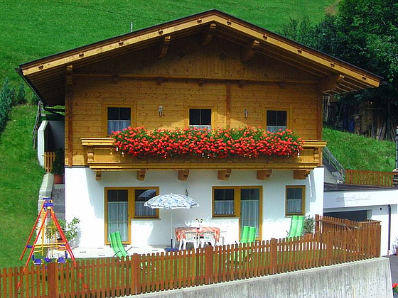 Holzblockhaus Bergkristall