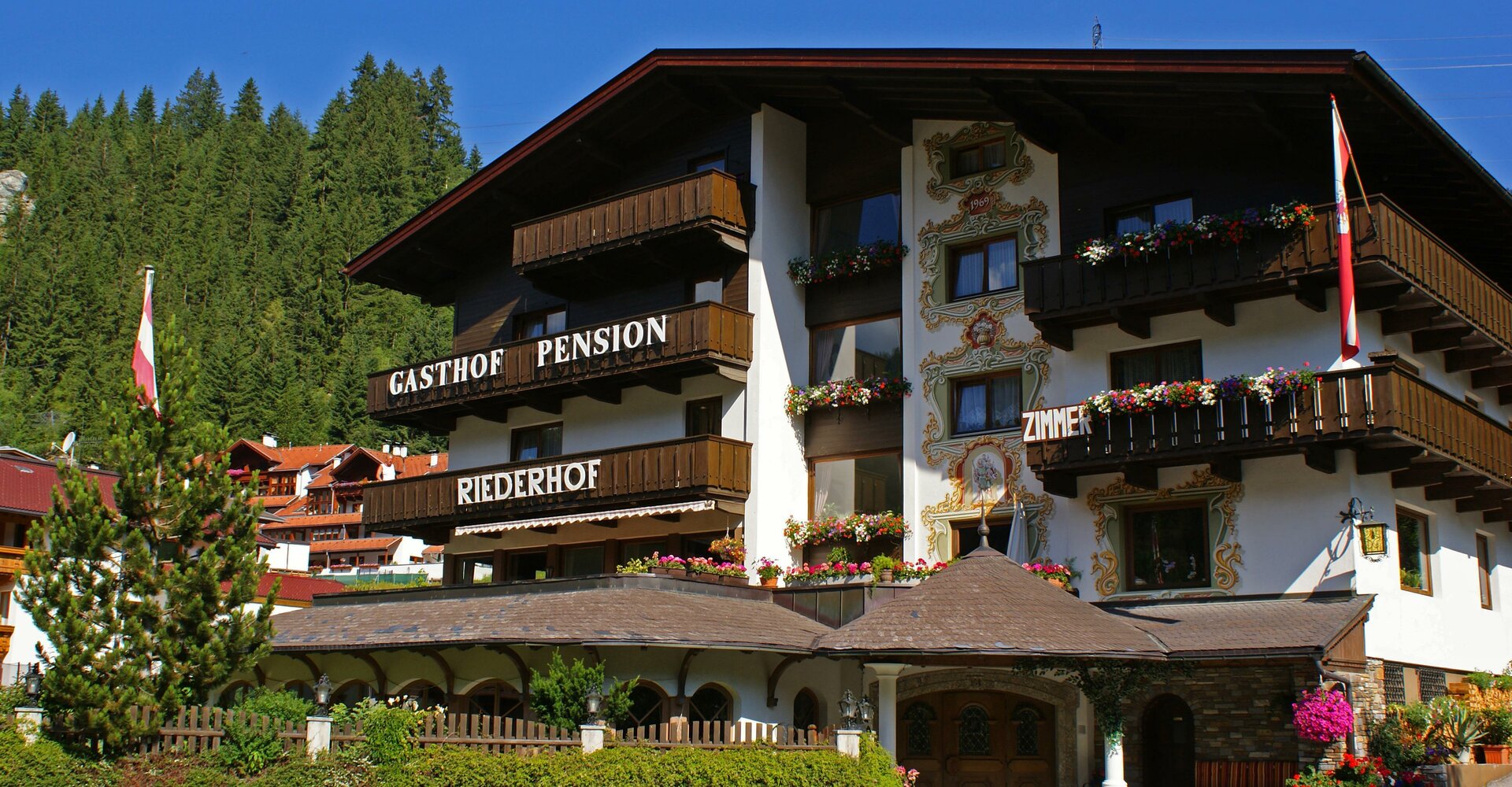 Riederhof-Sommer.jpg