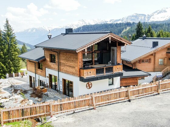 Pinzgauer Almhütte 297a Direkt Holidays