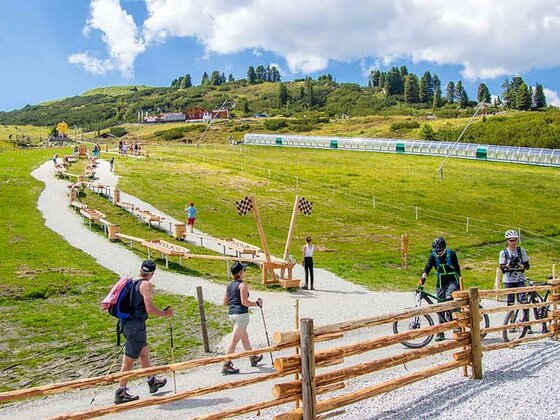 E-Bike Ladestation beim Arena Center