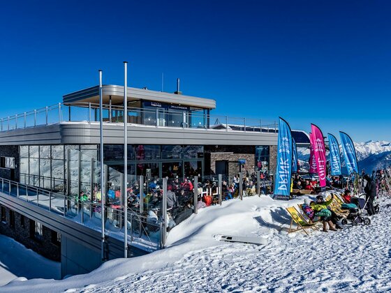 Gipfeltreffen, Bergrestaurant mit Wine Lounge im Sommer & Winter